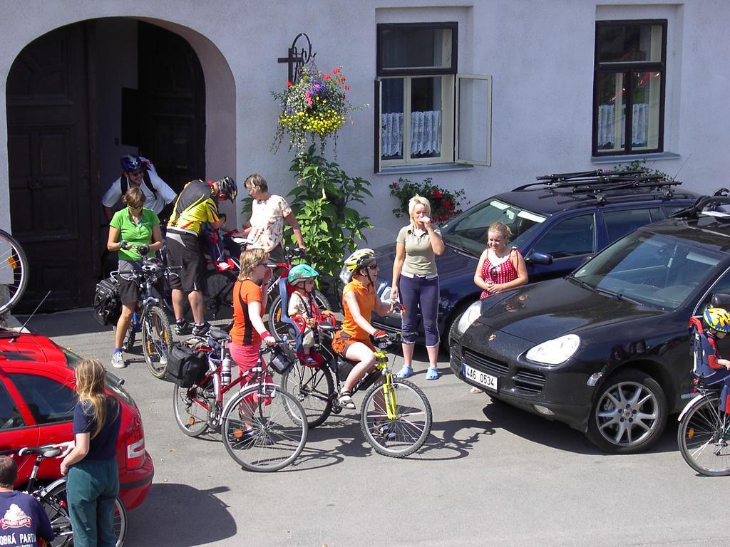 Rodinné ubytování na Habeši Crhov Exterior foto